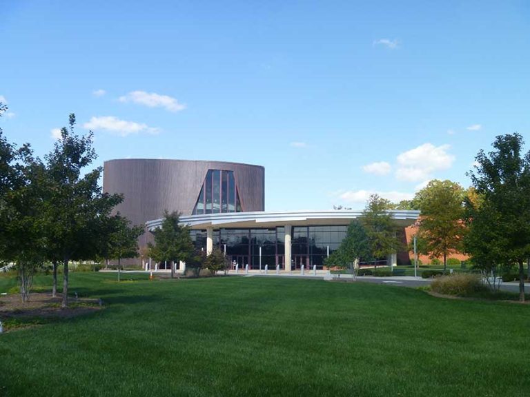 Hylton Performing Arts Center